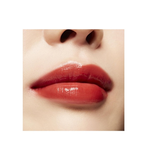 MAC Cosmetics LUSTREGLASS SHEER-SHINE LIPSTICK in Chili Popper - Picture 5 of 7